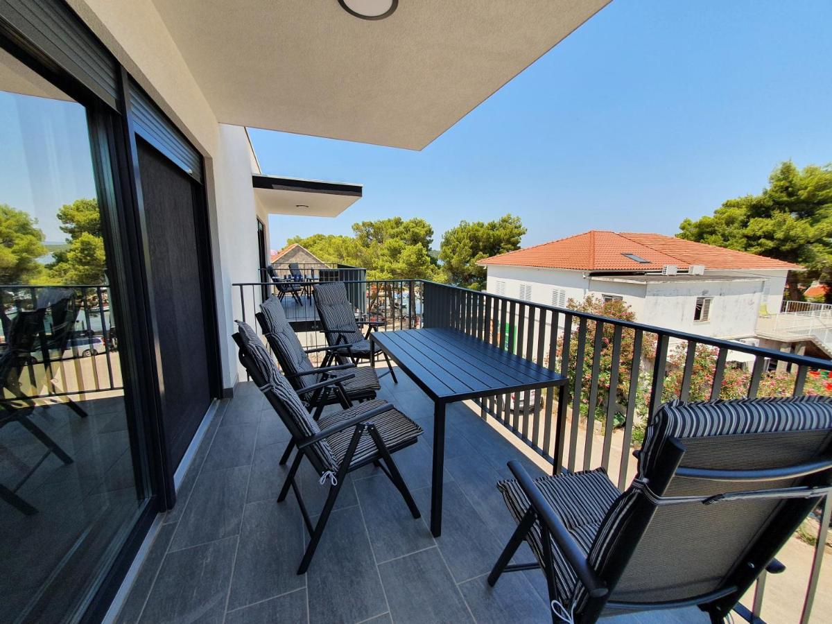 Apartmani Nerium Loviste Exterior photo