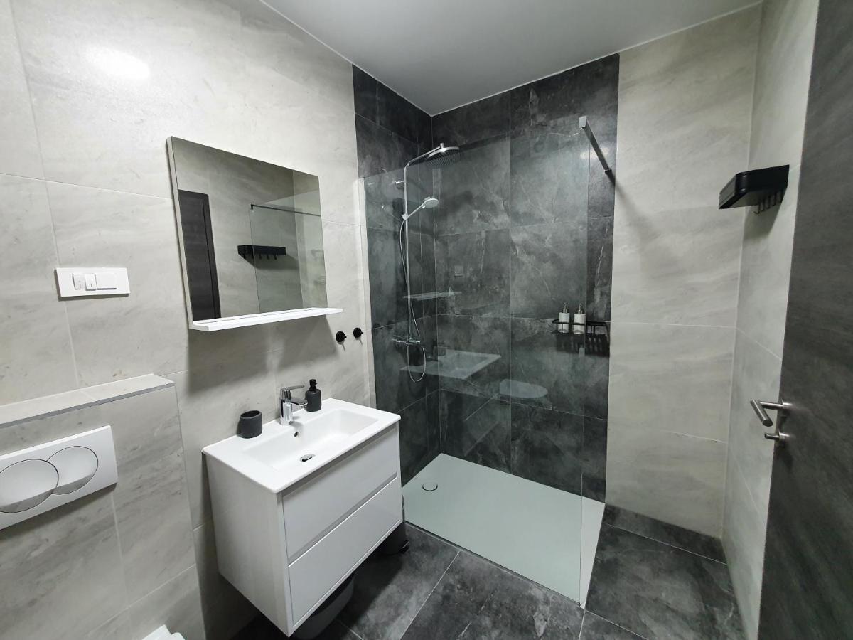 Apartmani Nerium Loviste Exterior photo