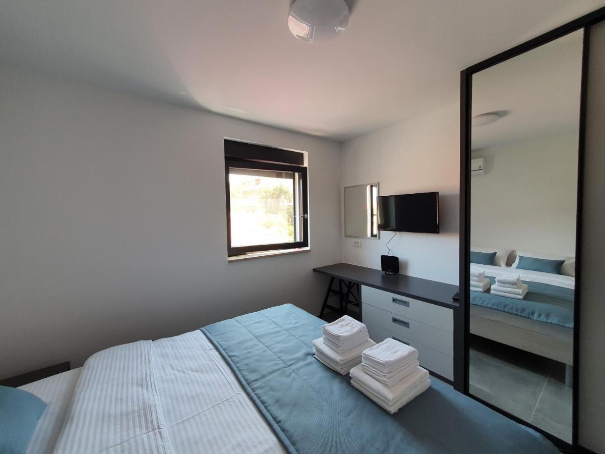 Apartmani Nerium Loviste Exterior photo